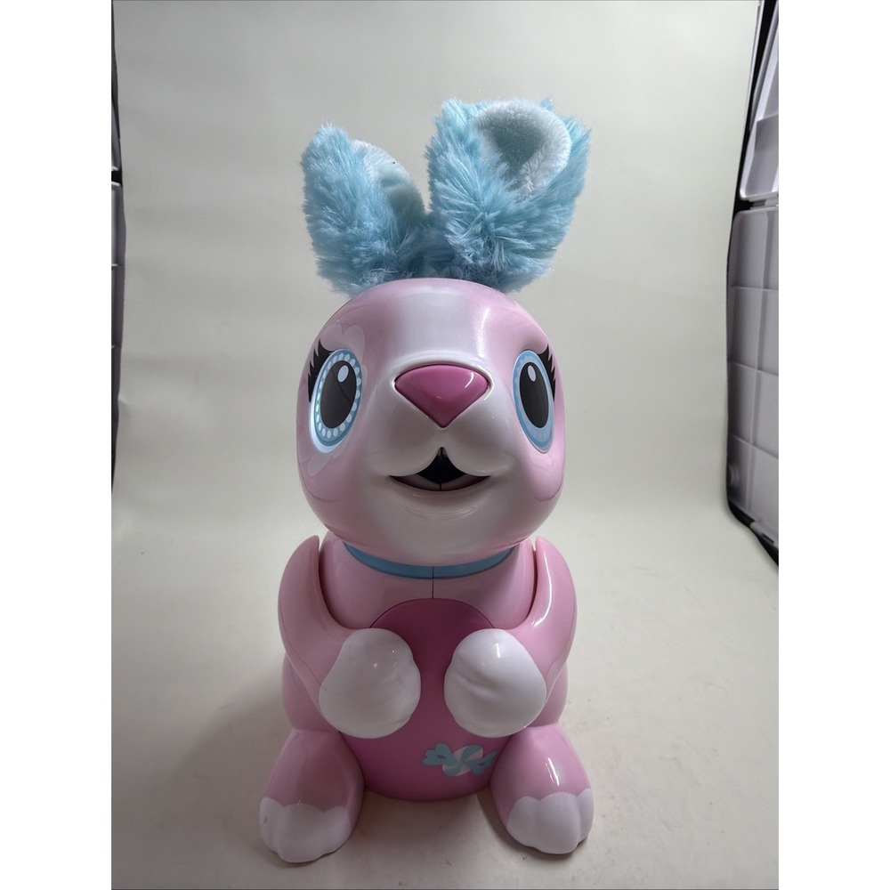Zoomer Hungry Bunnies Shreddy Interactive Rabbit Toy - Pink. Tested Works.